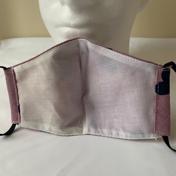 HEARTS DESIGN | FACE MASK | SMALL ADULT - Picture 4 of 4